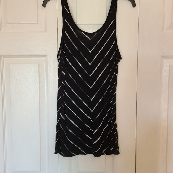 Striped Tank Top - Picture 3 of 3